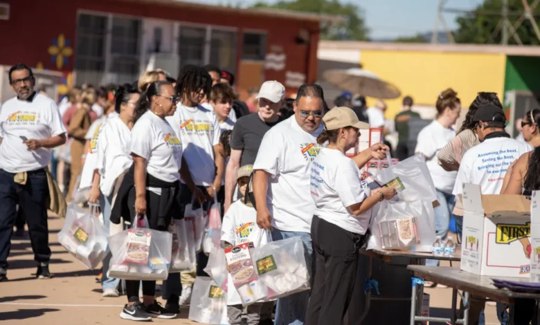 Big Sunday Hosts LA’s Largest Thanksgiving Volunteer Event